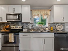 18331 38th Avenue S, SeaTac WA 98188