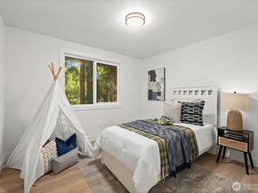 10406 115th Place NE, Kirkland WA 98033