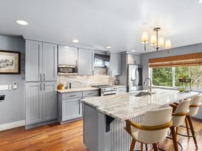 3414 33rd Avenue SW, Seattle WA 98126