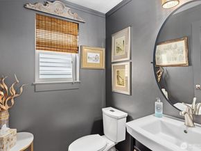 3414 33rd Avenue SW, Seattle WA 98126