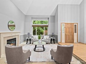 4660 244th Place SE, Sammamish WA 98029