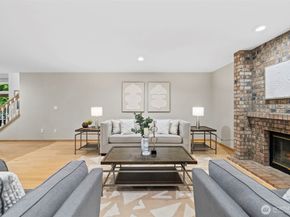 4660 244th Place SE, Sammamish WA 98029