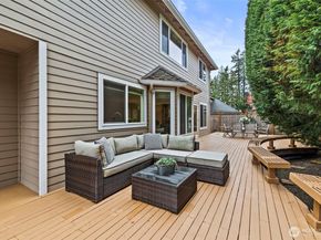 4660 244th Place SE, Sammamish WA 98029
