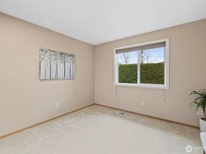 4660 244th Place SE, Sammamish WA 98029