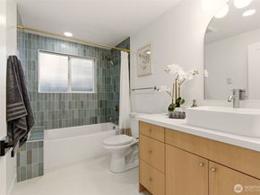 7506 135th Place NE, Redmond WA 98052