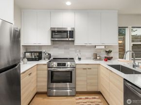 2211 17th Avenue S, Seattle WA 98144