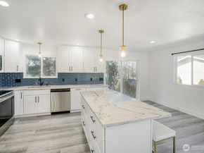 29507 32nd  Place S, Auburn WA 98001