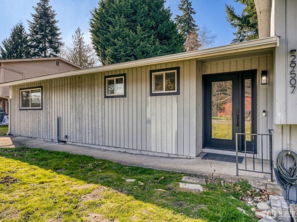 29507 32nd  Place S, Auburn WA 98001