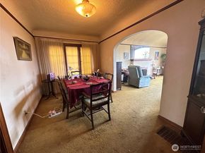 1603 Lakeview Boulevard E, Seattle WA 98102