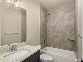 2832 109th Avenue SE, Bellevue WA 98004