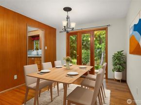 10210 NE 23rd Street, Bellevue WA 98004
