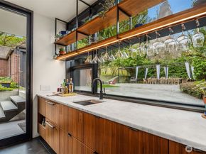 1626 Federal Avenue E, Seattle WA 98102