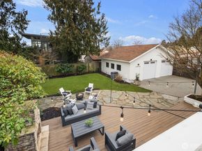 2647 39th Avenue W, Seattle WA 98199