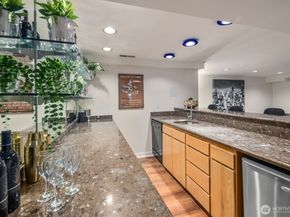 2647 39th Avenue W, Seattle WA 98199