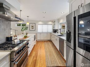 2647 39th Avenue W, Seattle WA 98199