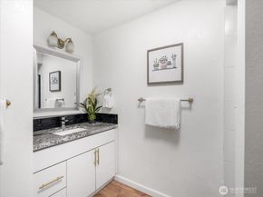 14812 SE 62nd Court, Bellevue WA 98006