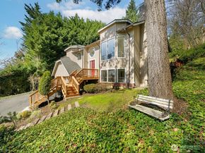 14812 SE 62nd Court, Bellevue WA 98006