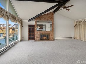 3606 W Commodore Way, Seattle WA 98199