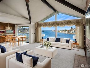 3606 W Commodore Way, Seattle WA 98199