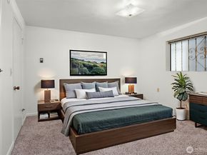 3606 W Commodore Way, Seattle WA 98199