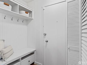 400 Melrose Avenue E 403, Seattle WA 98102