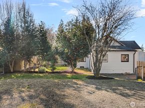 8164 Falls Avenue SE, Snoqualmie WA 98065