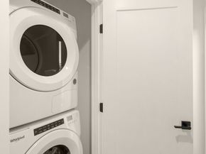 4416 Midvale Avenue N, Seattle WA 98103