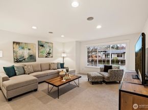 622 9th Avenue S, Kirkland WA 98033