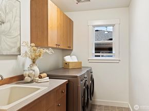 622 9th Avenue S, Kirkland WA 98033