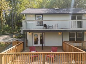 7605 NE Hidden Cove Rd, Bainbridge Island WA 98110