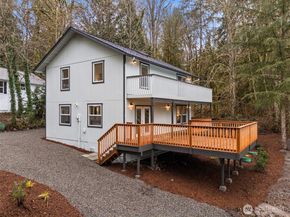 7605 NE Hidden Cove Rd, Bainbridge Island WA 98110