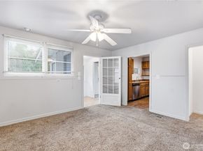 8434 34th Avenue S, Seattle WA 98118