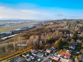 8434 34th Avenue S, Seattle WA 98118