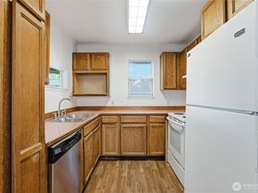 8434 34th Avenue S, Seattle WA 98118