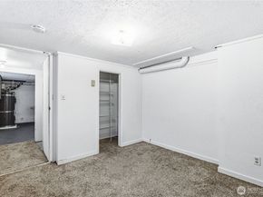8434 34th Avenue S, Seattle WA 98118