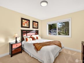 13603 179th Avenue NE, Redmond WA 98052