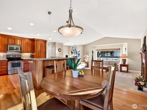 13603 179th Avenue NE, Redmond WA 98052