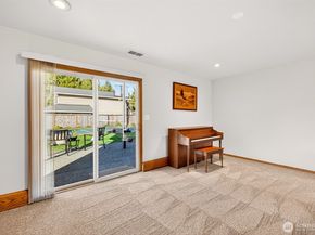 13603 179th Avenue NE, Redmond WA 98052