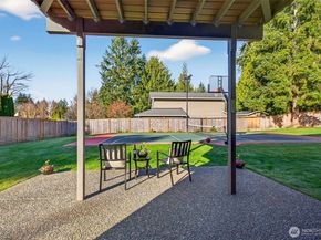 13603 179th Avenue NE, Redmond WA 98052