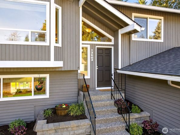 13603 179th Avenue NE, Redmond WA 98052