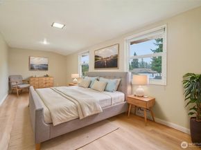 22404 58th Avenue W, Mountlake Terrace WA 98043