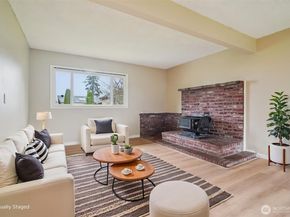 22404 58th Avenue W, Mountlake Terrace WA 98043