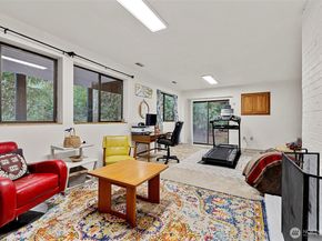 18802 185th Avenue NE, Woodinville WA 98077