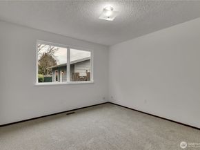 107 Butte Avenue, Pacific WA 98047