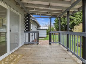 107 Butte Avenue, Pacific WA 98047