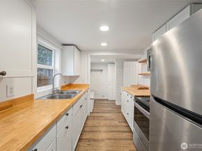 926 Austin Avenue, Port Orchard WA 98366