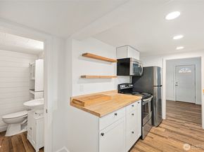 926 Austin Avenue, Port Orchard WA 98366