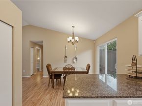 2415 SE 8th Place, Renton WA 98055