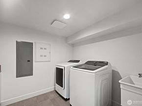 7511 41st Avenue NE, Seattle WA 98115