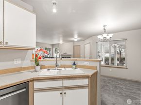 9210 Market Place N103, Lake Stevens WA 98258